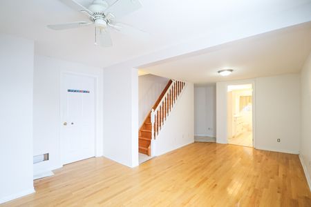 1230 Notthing Hill Ottawa ON K1V 6T7 - Photo 4