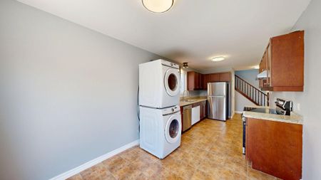 For Lease - 3252 Meadowgate Boulevard Unit# Upper, London South, Ontario - Photo 5