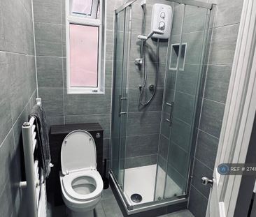 1 bedroom in a house share to rent - Photo 6