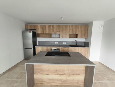 Location Appartement 3 pièces 101m² BEAUNE 21200 - Photo 3