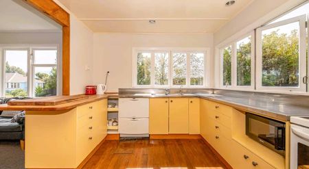 WESTPORT - 3 BEDROOMS - Photo 5