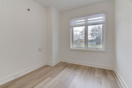 For Lease - 263 Barrie Street Unit# 12, Bradford West Gwillimbury, Ontario - Photo 2