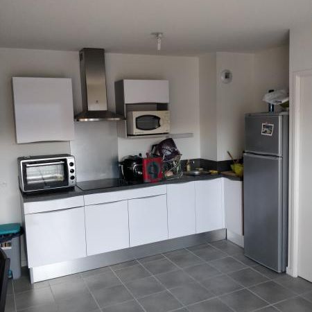 Location Appartement 2 pièces 42m² - Photo 3