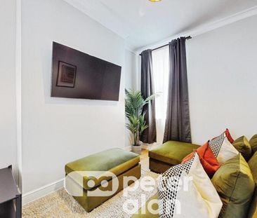 3 bedroom terraced house to rent - Photo 3
