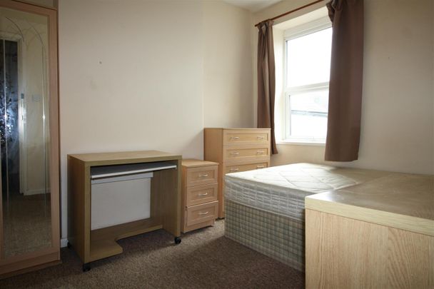 Glenroy Street, Roath - Photo 1