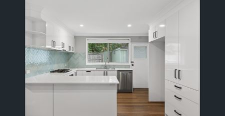 Freshly Updated Family Home in Quiet Winmalee Street - Photo 4