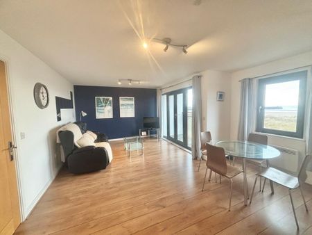 2 bedroom apartment to rent - Photo 2