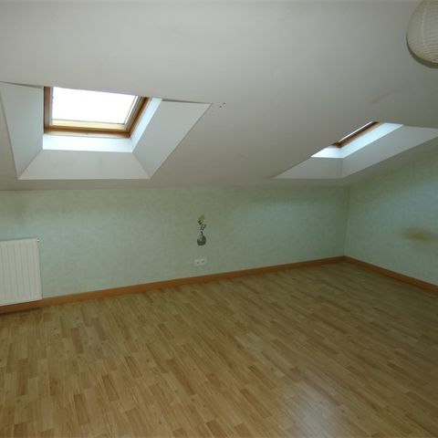 Location Appartement 5 pièces 103m² - Photo 1