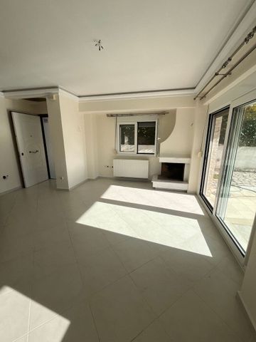 Μεζονέτα για ενοικίαση Συνοικισμός Νόμου 751 (Πανόραμα) - Photo 3