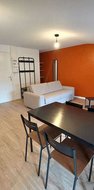 Location Appartement 1 pièce 27m² - Photo 1