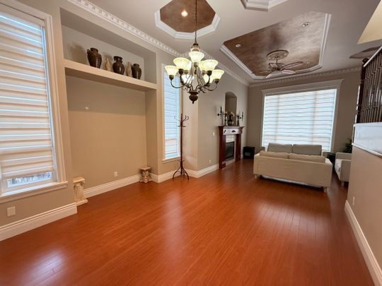 Upper-Level Modern Home with 6 Bedrooms - Photo 1