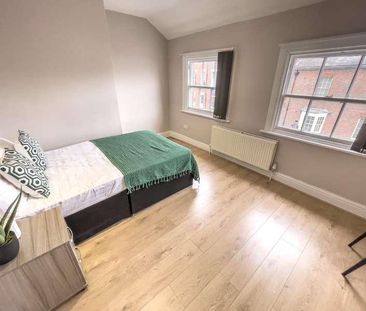 Clarence Street, L3 - Photo 3