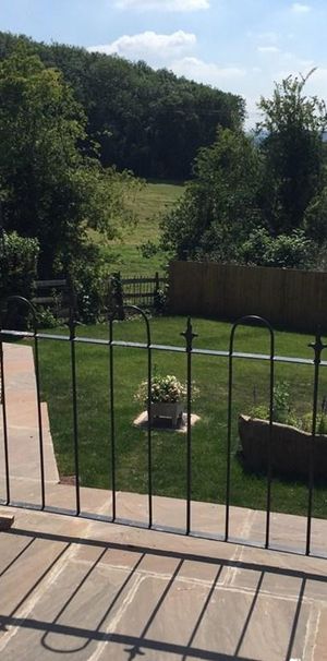 2 bedroom bungalow to rent - Photo 1