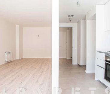 Piso de alquiler en Avinguda del Maresme, Centre - Photo 4