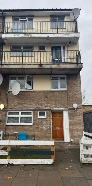 3 bedroom maisonette to rent - Photo 1