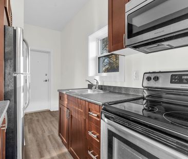 For Lease - 98 Church Street Unit# Unit B (Main), Kitchener, Ontario - Photo 3