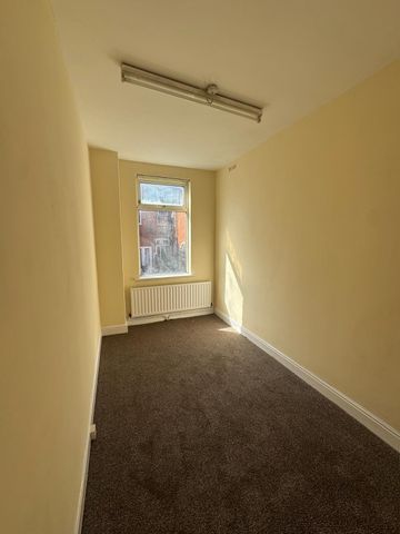 3 Bed Mid Terrace Draper Street Leicester LE2 - Ace Properties - Photo 2