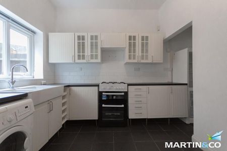 2 bedroom terraced house to rent - Photo 3