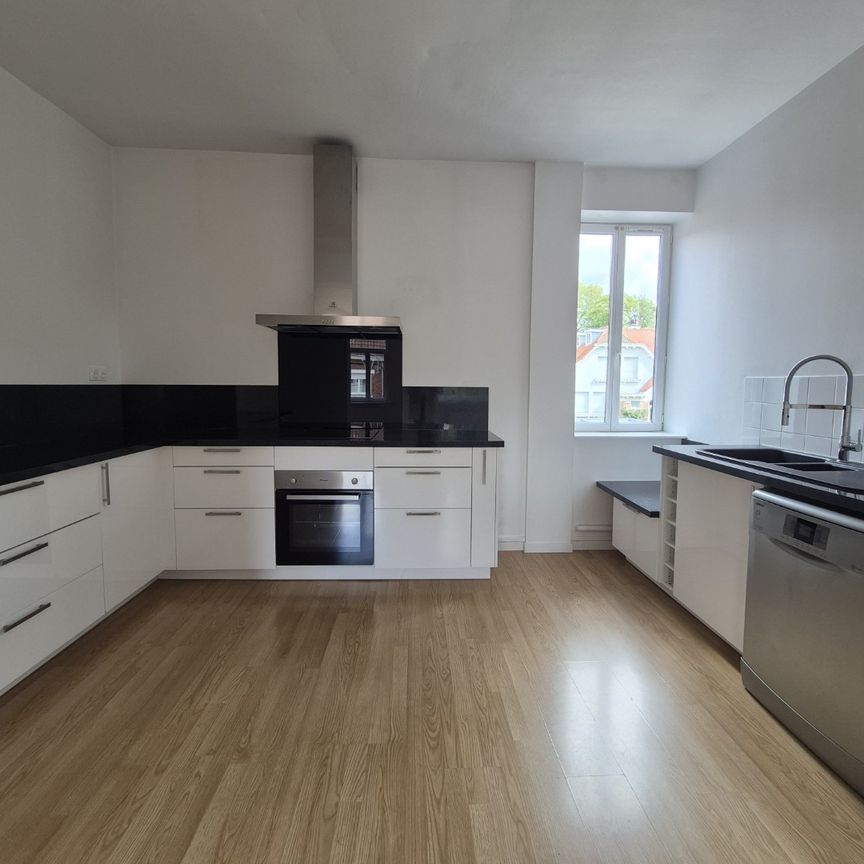 Location Appartement 3 pièces 55m² VILLENEUVE D ASCQ 59491 - Photo 1