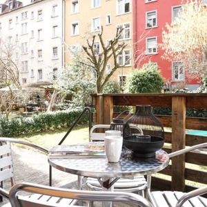 1 ZIMMER APARTMENT MIT GARTENSITZPLATZ - Photo 2