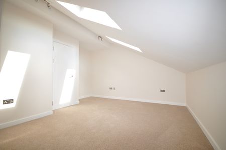 1 bedroom duplex flat to rent - Photo 2