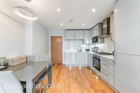 Cavalier Close, Wallington - Photo 5