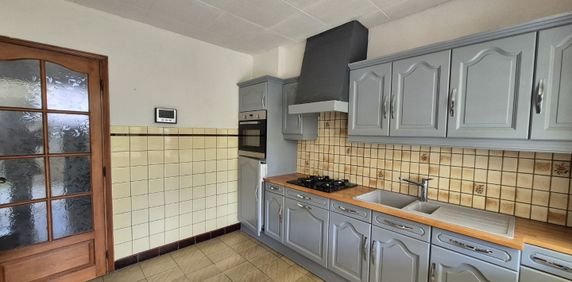 Location Maison 4 pièces 98m² ST OMER 62500 - Photo 2