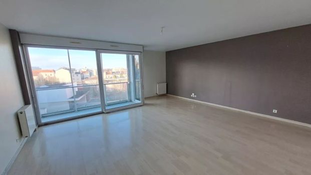 Location appartement T4 100.89m² à Reims (51100) - Photo 1