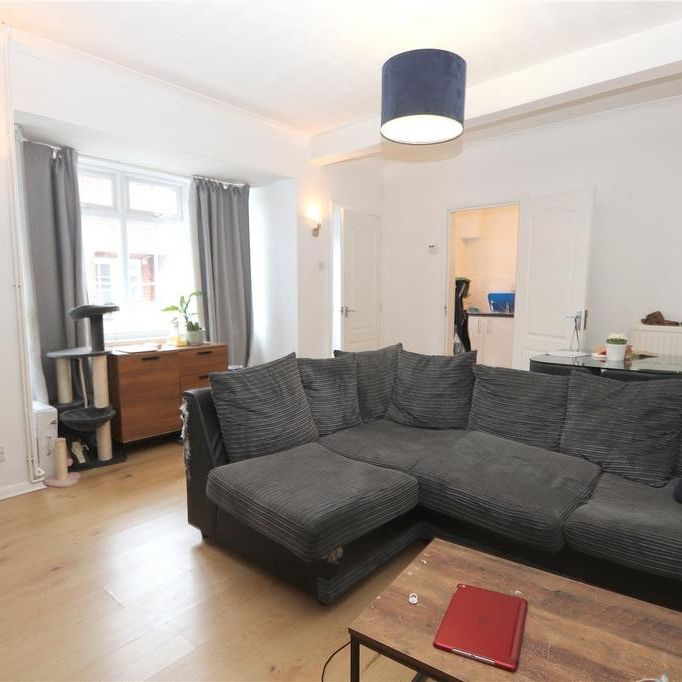 2 bedroom terraced house to rent - Photo 1