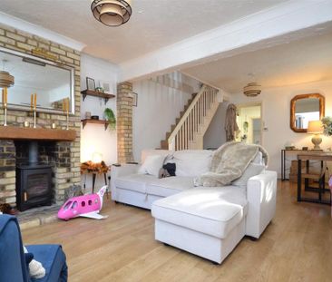 2 bedroom end of terrace house to rent - Photo 3