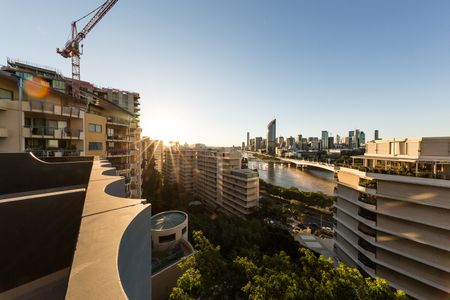 St Julien Residences - Fully Furnished! 1 Month free internet! - Photo 2