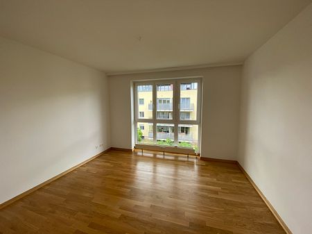 DI – schöne 2-Zimmer-Wohnung mit Balkon im 2. OG mit Fahrstuhl im grünen Fahrland - Foto 3