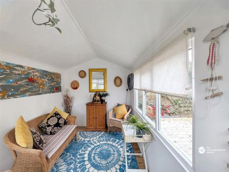 2 bedroom semi-detached house to rent - Photo 5