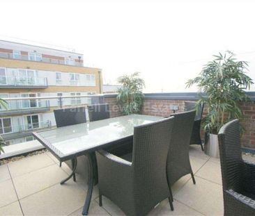4 bedroom townhouse to rent - Photo 6
