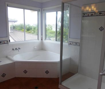 Iconic Marcoola Beach House - 50 meters to the surf!! - Photo 4