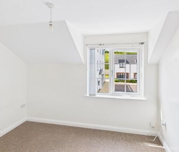 26 Fort Manor, Dundonald, Belfast, BT16 1ZA - Photo 2