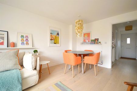 2 bedroom terraced house to rent - Photo 2