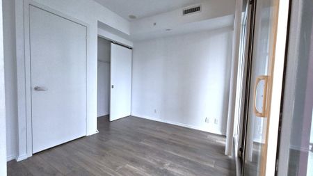 For Lease - 125 Peter Street Unit# 2410, Toronto, Ontario - Photo 2