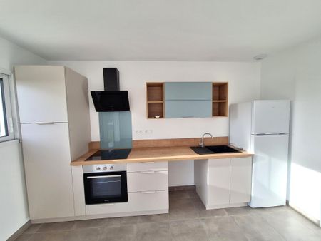 Location Maison 4 pièces 97m² LES SABLES D’OLONNE 85180 - Photo 5