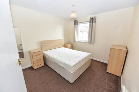 35 Esslemont Drive, AB51 3UP, Inverurie - Photo 2