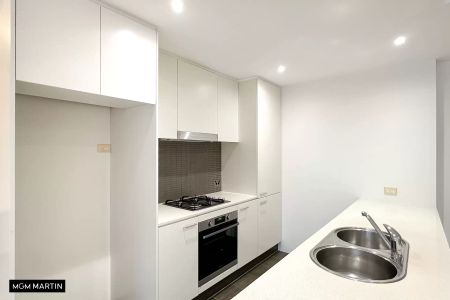 MGM MARTIN – TWO BEDROOM APARTMENT - Photo 5