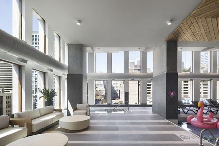 From bold architecture to sweeping skyline views, Skyla is where downtown Montréal living reaches its peak — in style - Photo 4