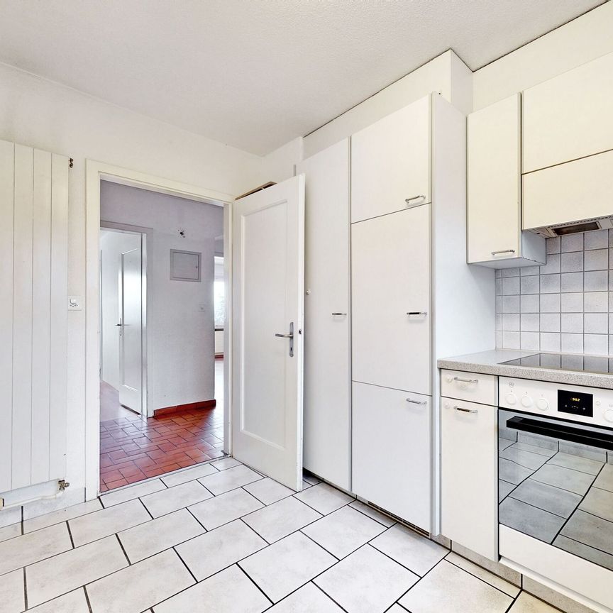Charming apartment with city views – limited to 1 year - Photo 1