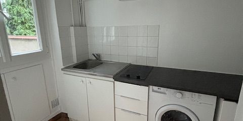 Location Appartement 3 pièces 49m² - Photo 3