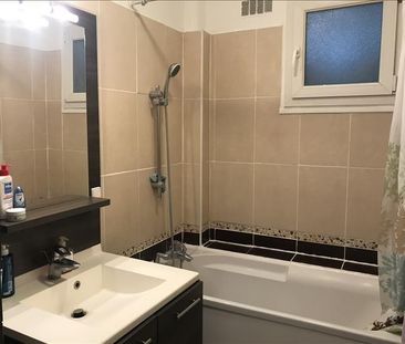 3 pièces - 58 m² - 3ème étage - Colocation non autorisée - Photo 3