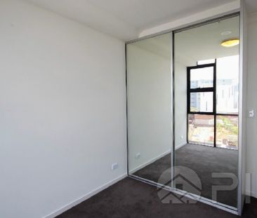 LUXURY 1 BEDROOM APARTMENT FOR LEASE NOW - Photo 6