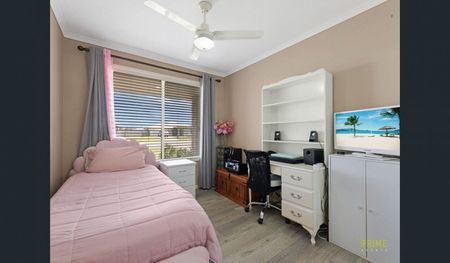 3 Bedroom House plus large multi purpose room - Photo 2