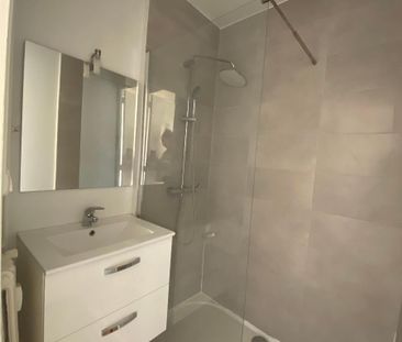 Location Appartement 3 pièces 52m² VALENCE 26000 - Photo 2