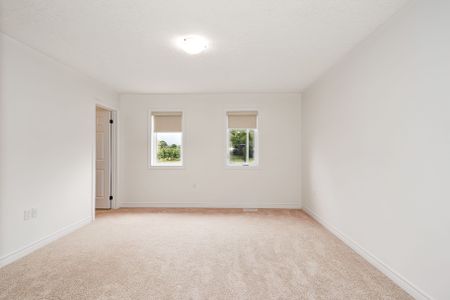 For Lease - 15 Shipley Avenue, Collingwood, Ontario - Photo 2