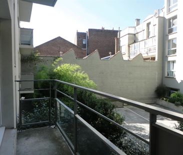 Location Appartement 3 pièces 63m² LILLE 59000 - Photo 4
